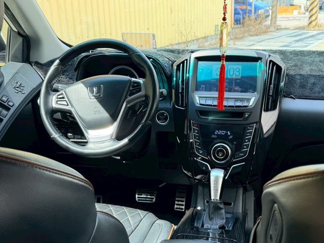 LUXGEN納智捷 U6 TURBO  第8張相片