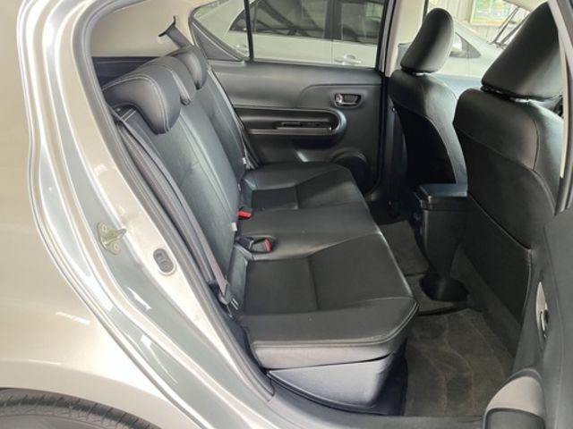 TOYOTA豐田 PRIUS C  第10張相片