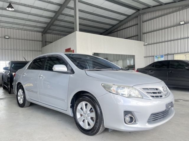 TOYOTA豐田 ALTIS  第3張相片