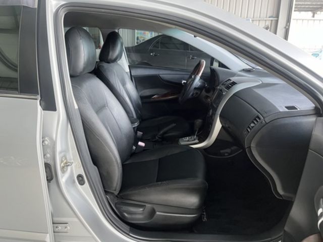 TOYOTA豐田 ALTIS  第9張相片
