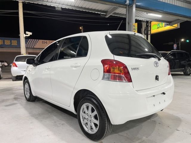 TOYOTA豐田 YARIS  第2張相片