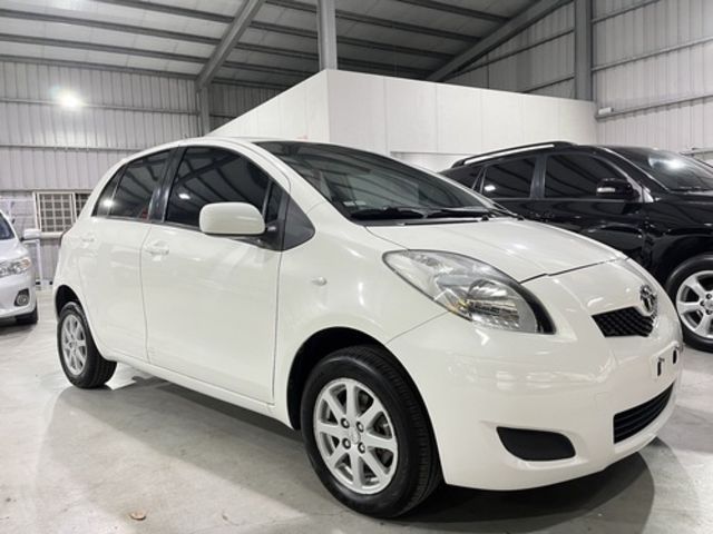 TOYOTA豐田 YARIS  第3張相片