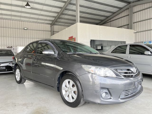 TOYOTA豐田 ALTIS  第3張相片