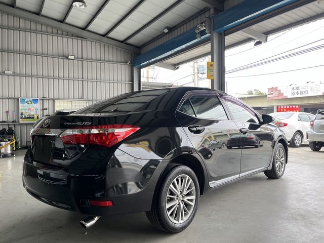 TOYOTA豐田 ALTIS  第4張相片