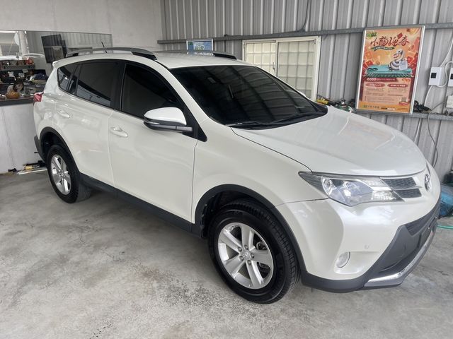 TOYOTA豐田 RAV4  第1張相片