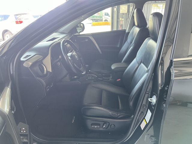 TOYOTA豐田 RAV4  第13張相片