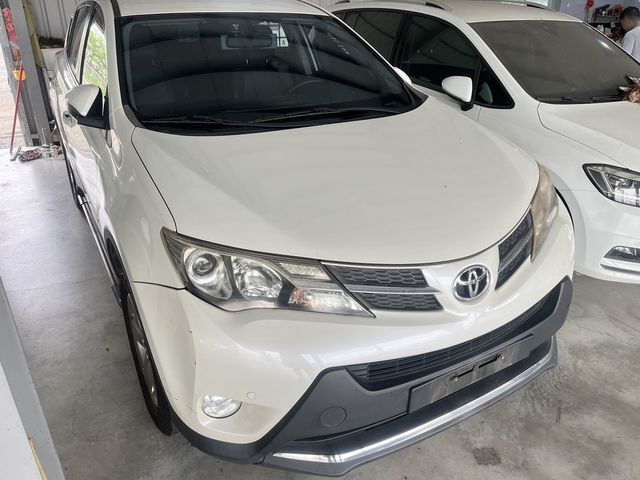 TOYOTA豐田 RAV4  第4張相片