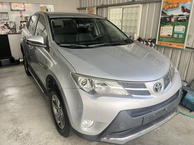 TOYOTA豐田 RAV4  第1張相片