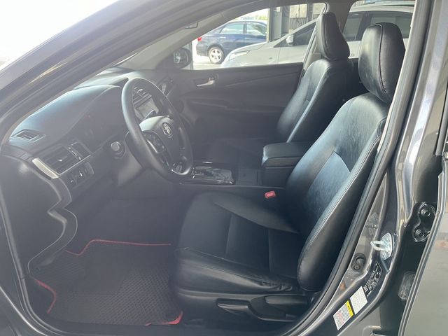 TOYOTA豐田 CAMRY  第7張相片