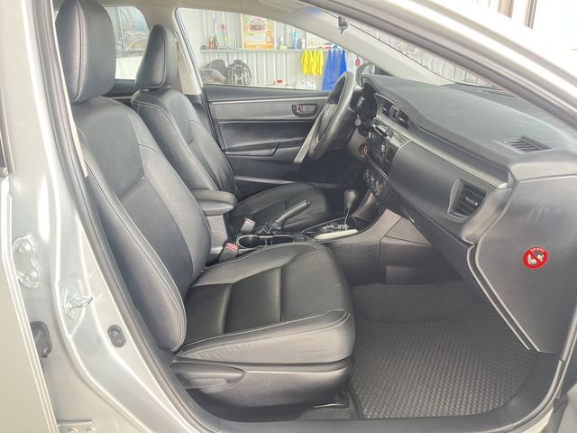 TOYOTA豐田 ALTIS  第9張相片