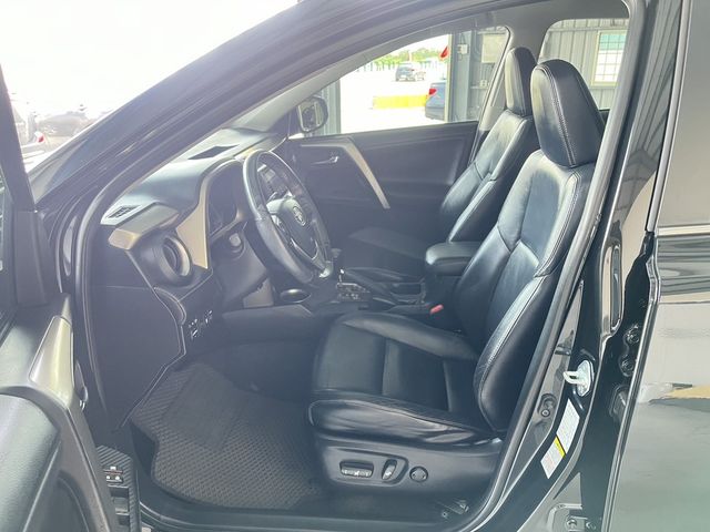 TOYOTA豐田 RAV4  第7張相片