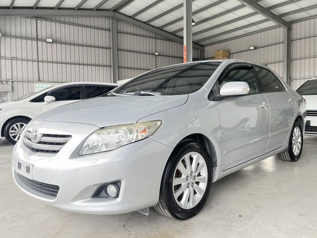 TOYOTA豐田 ALTIS  第1張相片