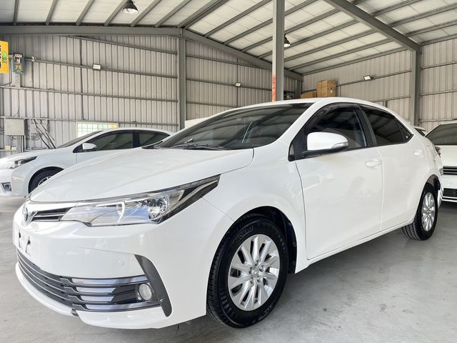 TOYOTA豐田 ALTIS  第1張相片