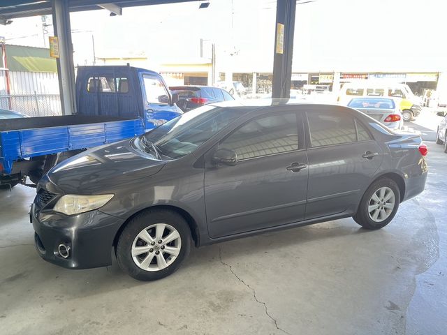 TOYOTA豐田 ALTIS  第6張相片