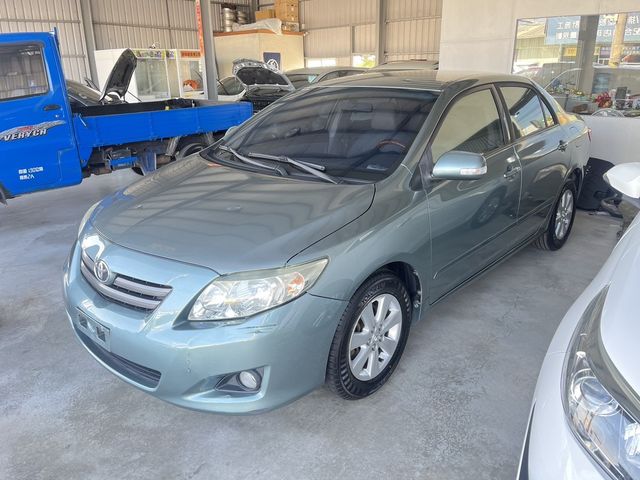 TOYOTA豐田 ALTIS  第2張相片