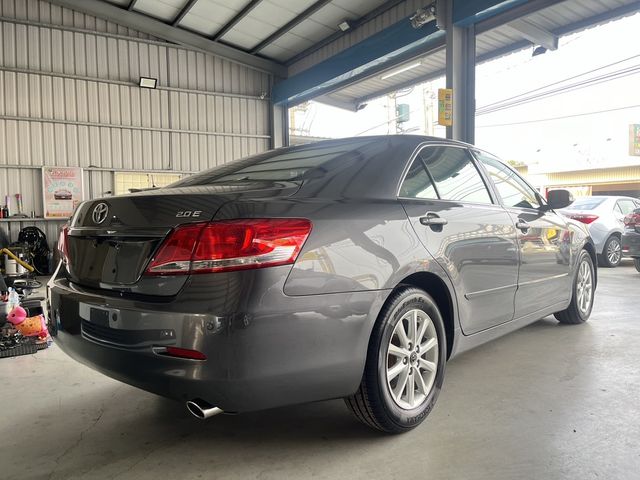 TOYOTA豐田 CAMRY  第4張相片