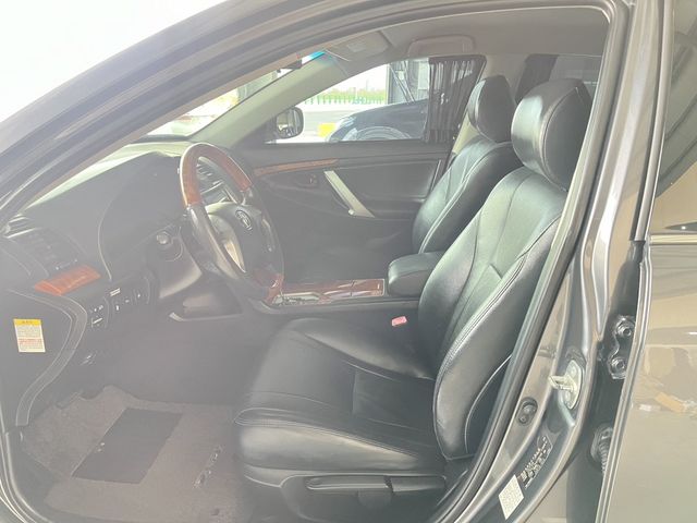 TOYOTA豐田 CAMRY  第7張相片