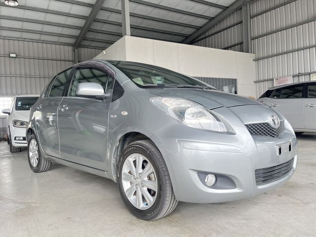 TOYOTA豐田 YARIS  第3張相片