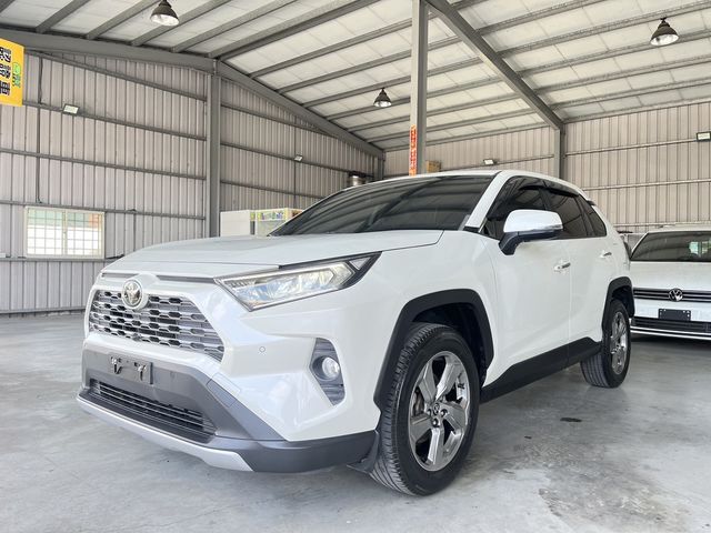 TOYOTA豐田 RAV4  第1張相片