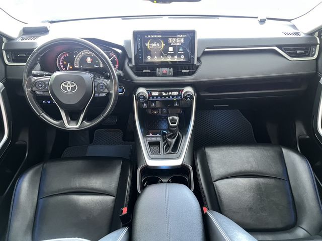 TOYOTA豐田 RAV4  第5張相片