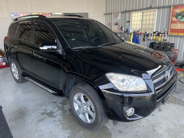 TOYOTA豐田 RAV4  第2張相片