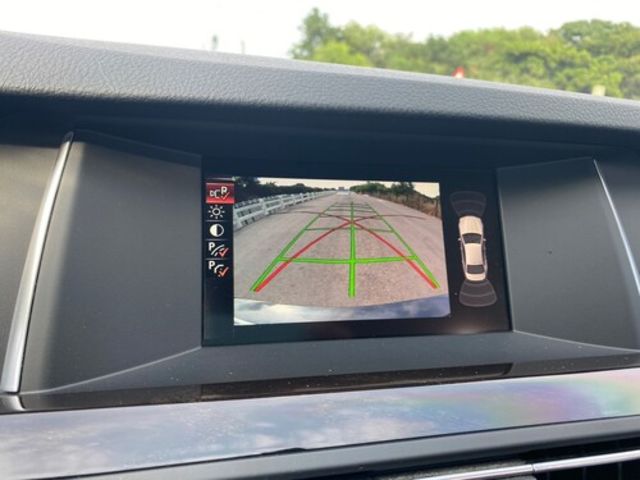 BMW寶馬 520D  第9張相片