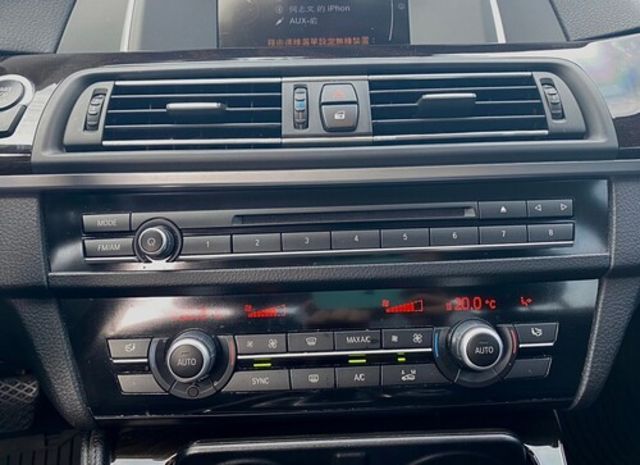 BMW寶馬 520D  第10張相片