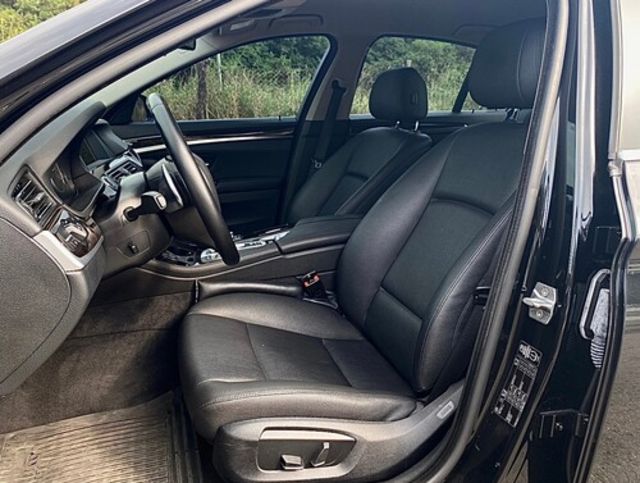 BMW寶馬 520D  第12張相片