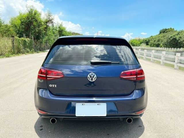 VOLKSWAGEN福斯 GOLF GTI  第3張相片