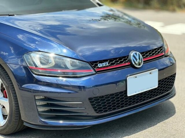 VOLKSWAGEN福斯 GOLF GTI  第6張相片