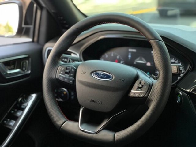FORD福特 FOCUS  第8張相片