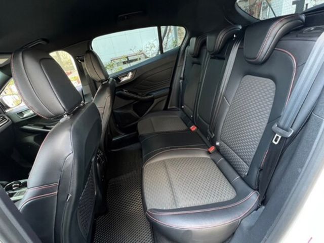 FORD福特 FOCUS  第17張相片