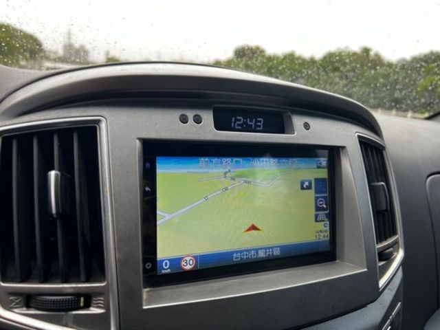 HYUNDAI現代 STAREX  第8張相片