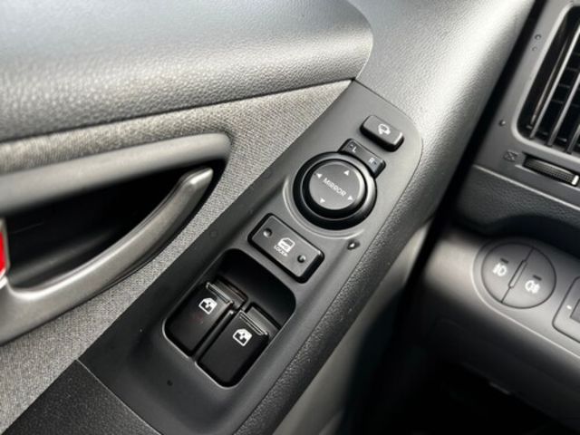 HYUNDAI現代 STAREX  第11張相片