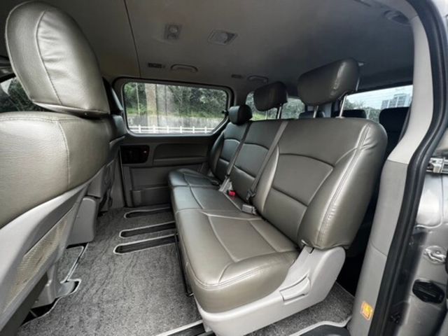 HYUNDAI現代 STAREX  第14張相片