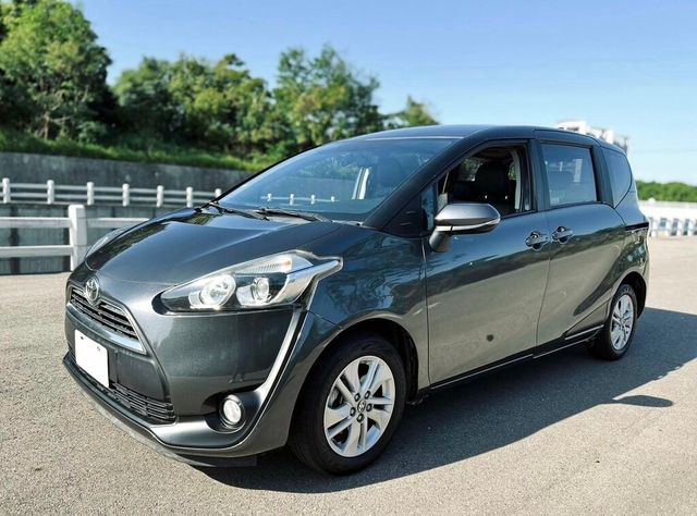 TOYOTA豐田 SIENTA  第1張相片