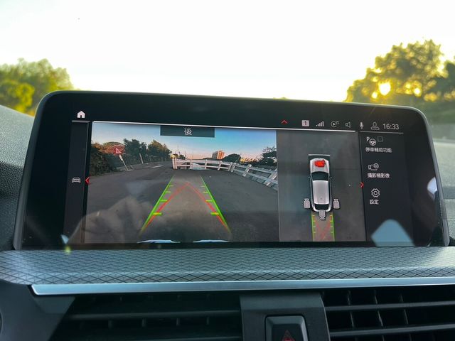 BMW寶馬 X4 XDRIVE30I  第11張相片