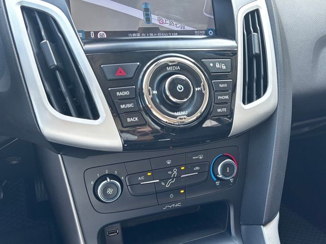 FORD福特 FOCUS  第10張相片