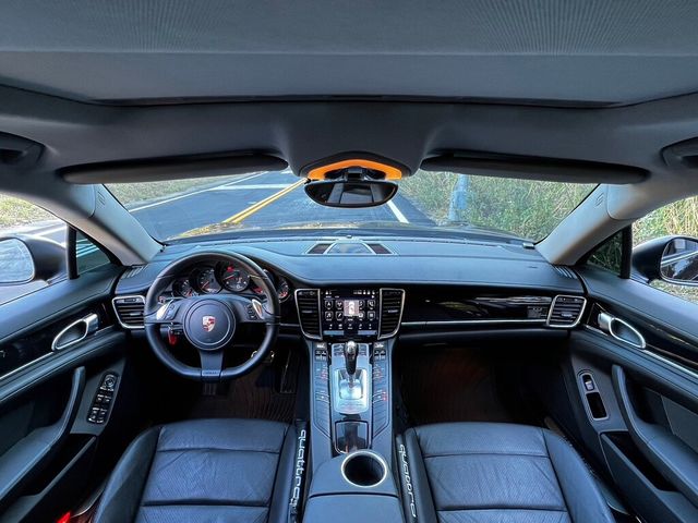 PORSCHE保時捷 PANAMERA  第6張相片