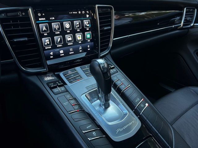 PORSCHE保時捷 PANAMERA  第10張相片
