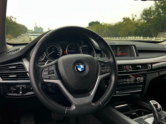 BMW寶馬 X5 XDRIVE25D  第9張相片