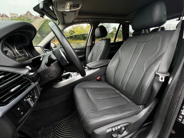 BMW寶馬 X5 XDRIVE25D  第14張相片