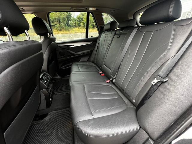 BMW寶馬 X5 XDRIVE25D  第15張相片