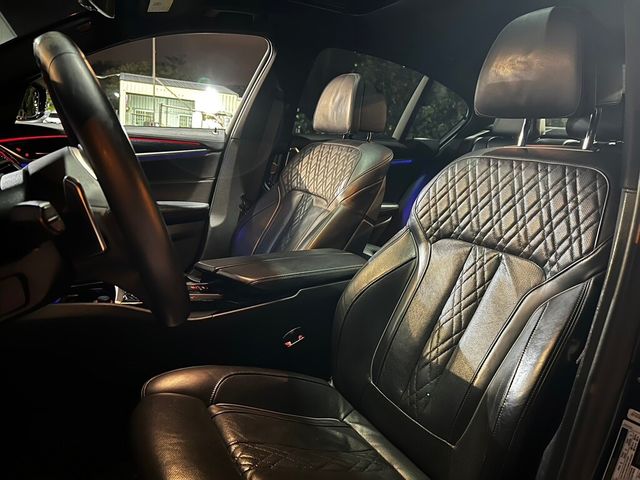 BMW寶馬 550I  第11張相片
