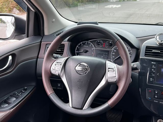 NISSAN日產 TIIDA  第8張相片