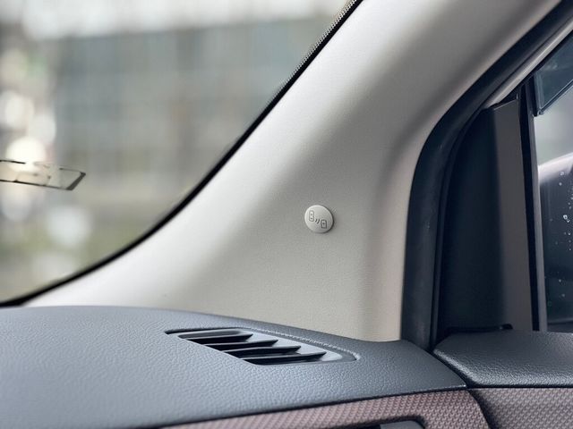 NISSAN日產 TIIDA  第10張相片