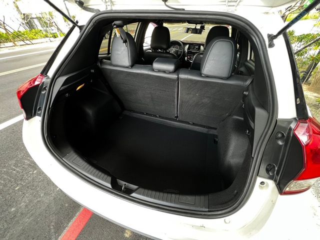 TOYOTA豐田 YARIS  第5張相片
