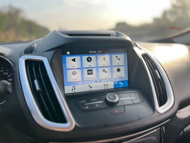 FORD福特 KUGA  第11張相片