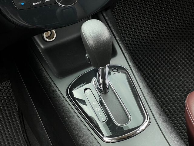 NISSAN日產 TIIDA  第27張相片