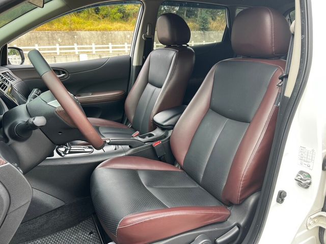NISSAN日產 TIIDA  第29張相片